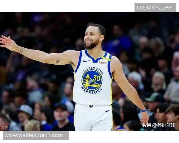 卡马拉全场追击库里展现攻守兼备实力贡献20分7板5前场板表现出色