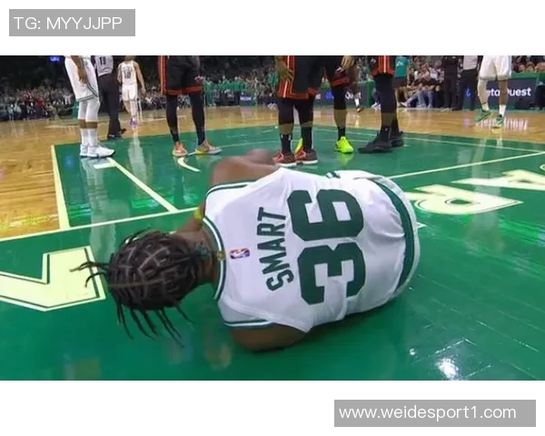 科尔谈巴特勒伤情仅知左膝受伤其余情况不明